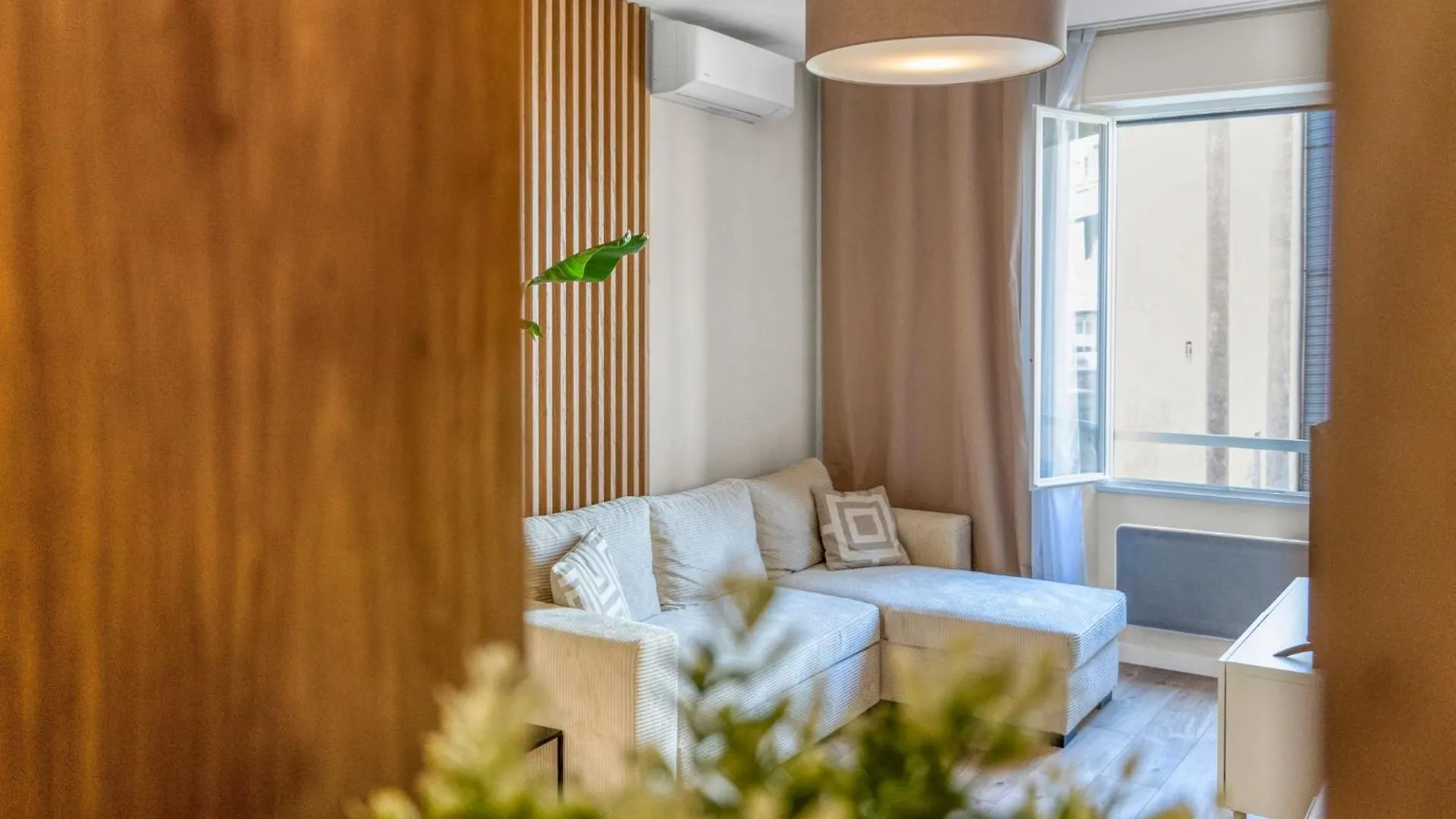 F2 Rue Des Freres Pradignac , Hypercentre 2 Min From Palais Of Festivals Apartment Cannes