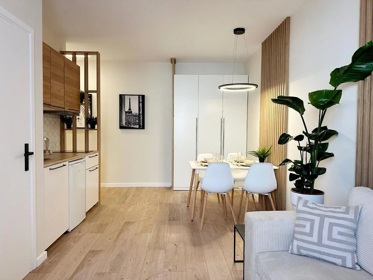 F2 Rue Des Freres Pradignac , Hypercentre 2 Min From Palais Of Festivals Apartment Cannes